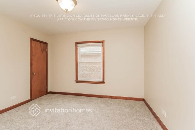 Building Photo - 6200 S Meade Ave