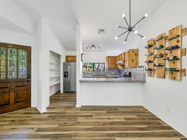 Building Photo - 2712 Geronimo Trail