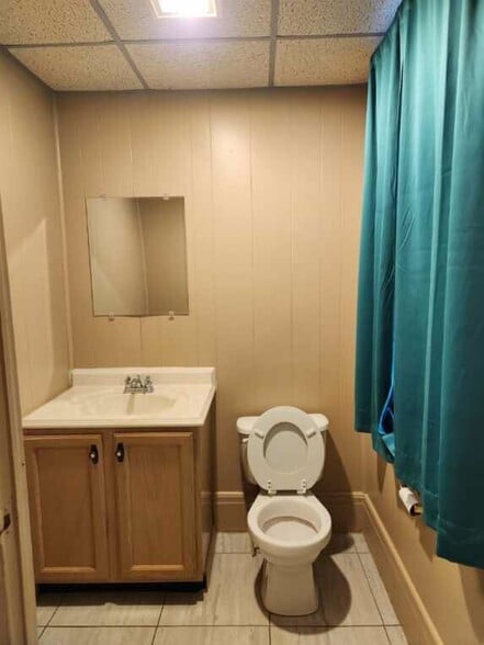 Building Photo - 1489 Washington Ave