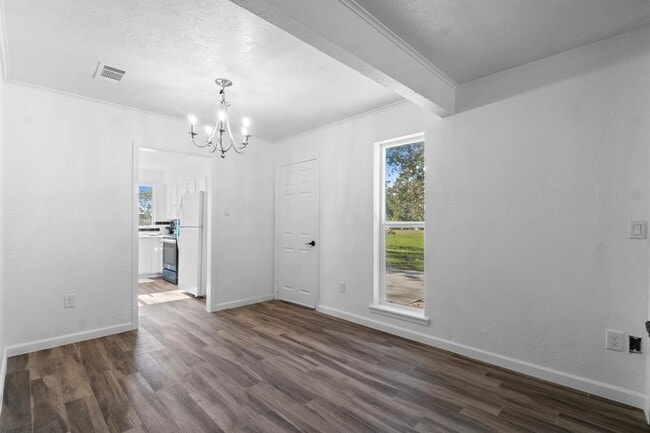 Building Photo - 456 Deep Woods Ln