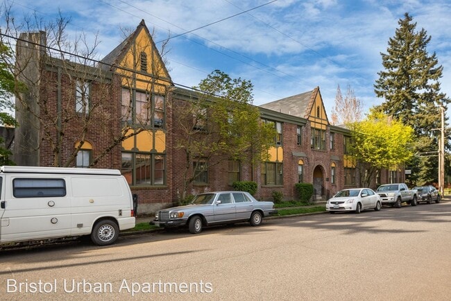 Building Photo - 3562 SE Harrison St