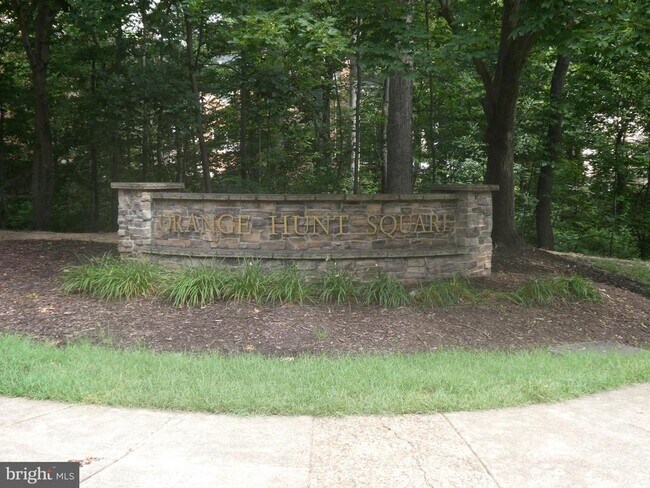 Building Photo - 9518 Hunt Square Ct