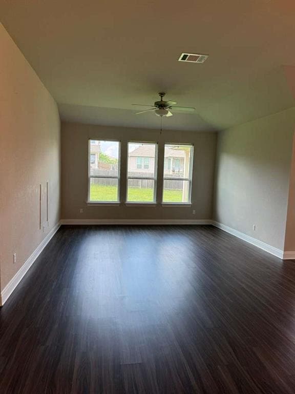 Building Photo - 141 Seminole Dr