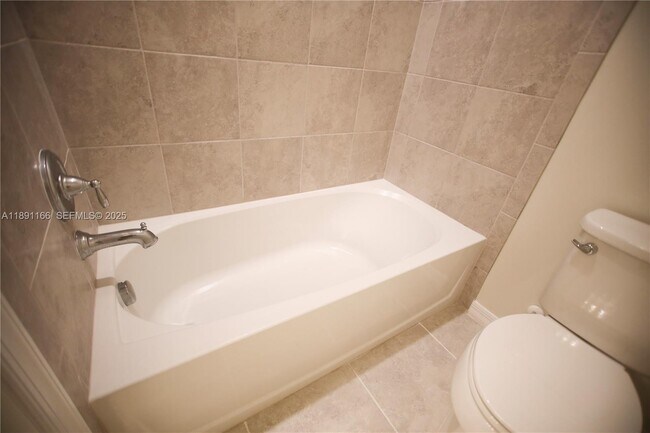 Building Photo - 8293 Cadre Noir Rd