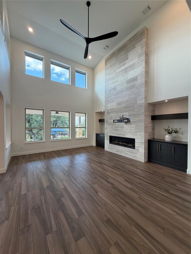 Building Photo - 7801 Aria Loop