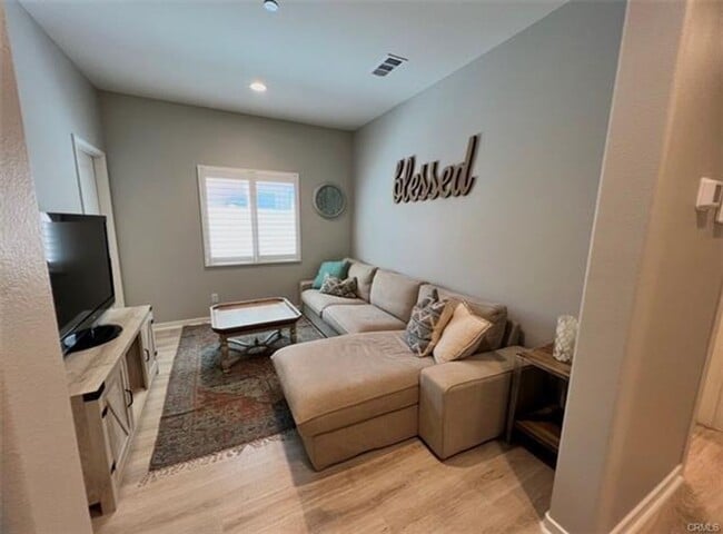 Building Photo - Spencers’s Crossing Home