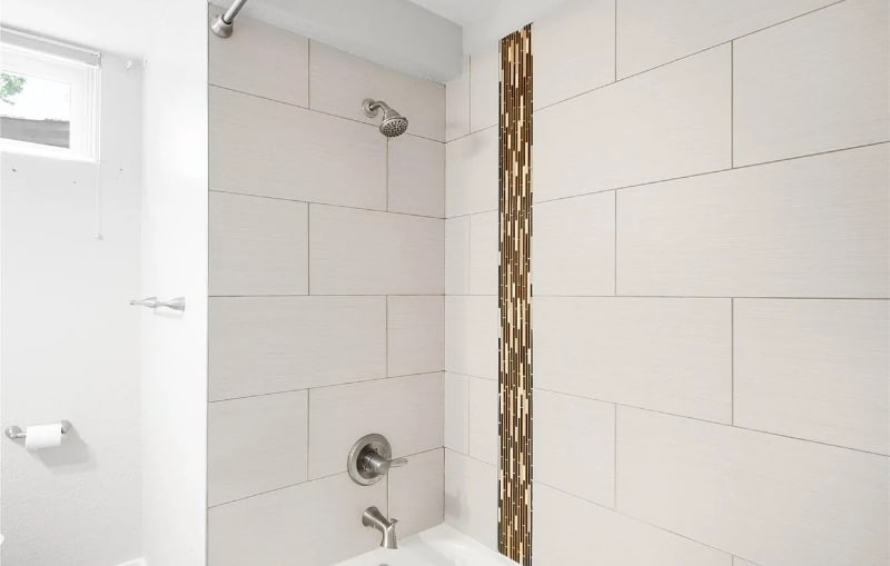 Building Photo - 1475 W 43rd Ave