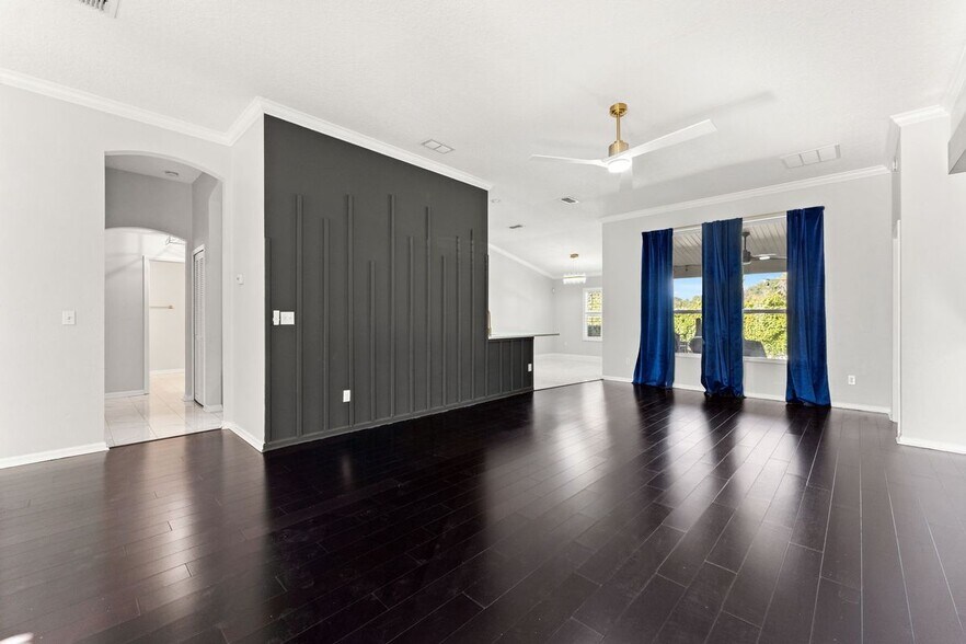 Building Photo - 16456 Tisons Blf Rd