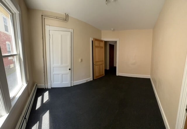 Building Photo - 9 Hickok Pl