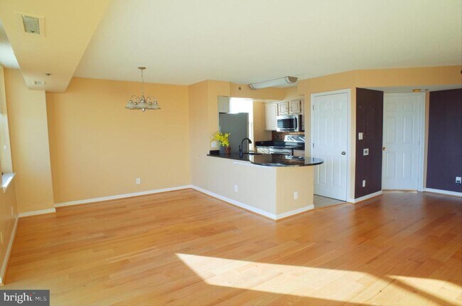 Building Photo - 1200 Braddock Pl