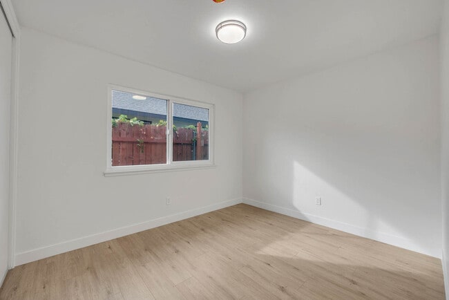 Building Photo - 9678 Lake Natoma Dr