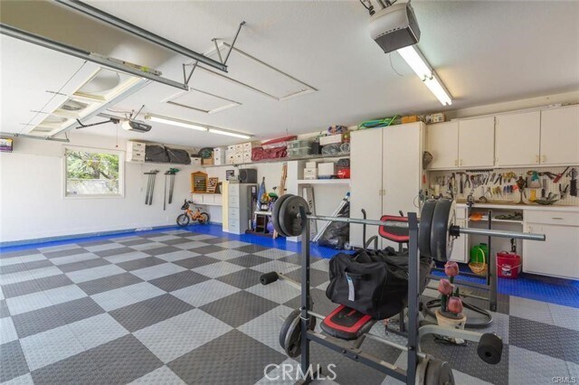 Building Photo - 1802 Prince Albert Dr