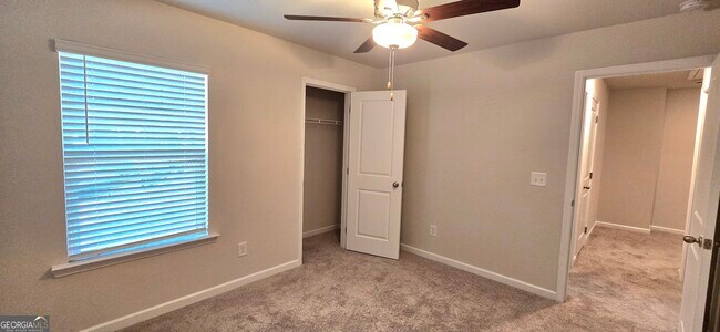 Building Photo - 82 Sepia Oak Dr