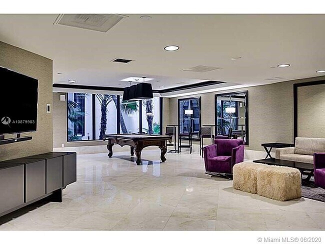 Building Photo - 4000 Island Blvd