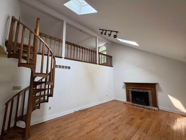 Building Photo - Montgomery Township 3 Bedroom 2.1 Bath Colonial with loft for rent $3,200/month