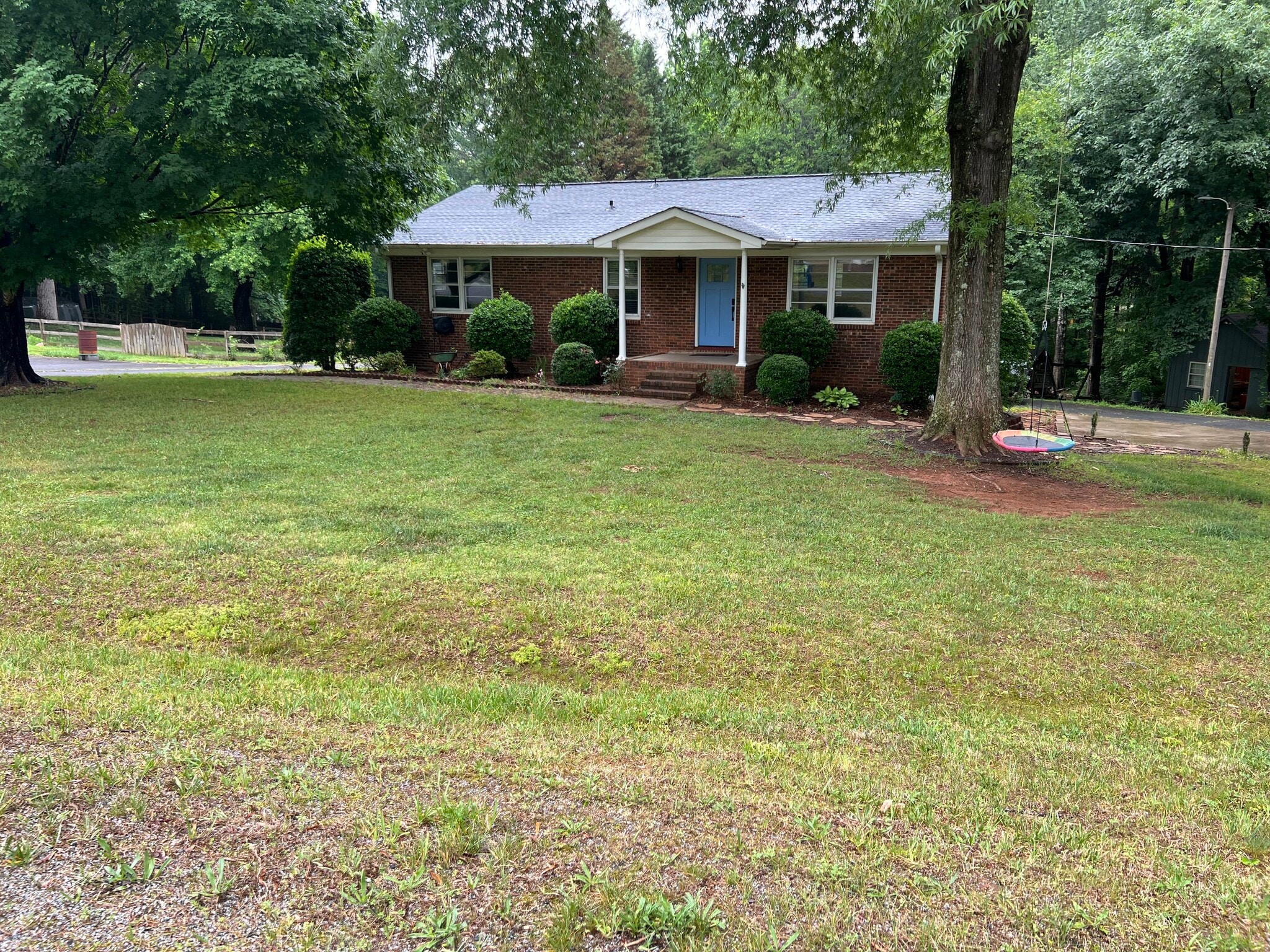 Building Photo - 509 Maverick Rd