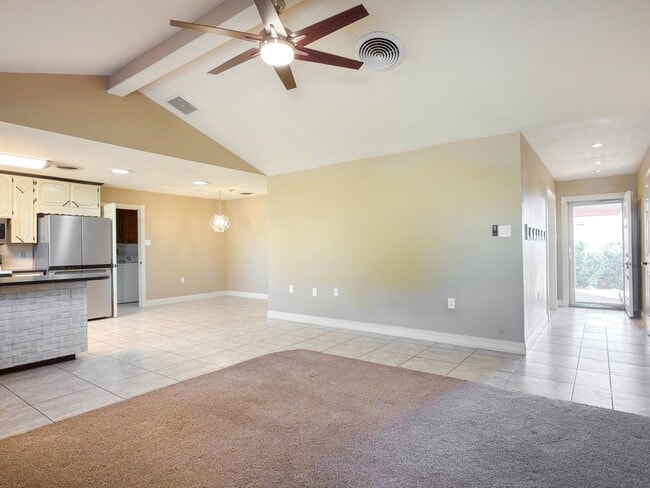 Building Photo - Roomy 5 Bedroom Home with Solar Panels