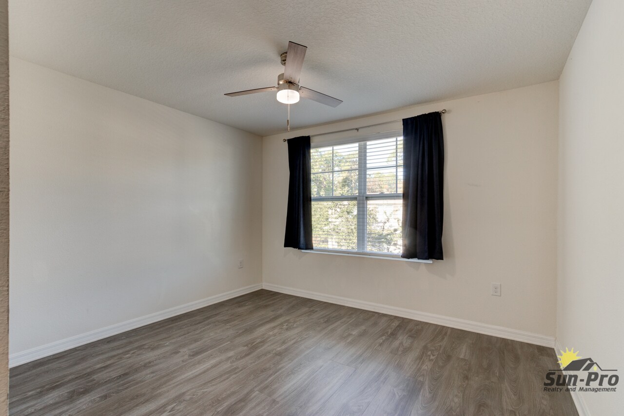 Building Photo - 1660 Pham Dr