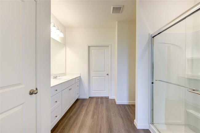 Building Photo - 5903 Grantgrala Dr