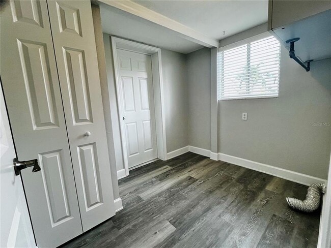 Building Photo - 6490 Cape Hatteras Way NE