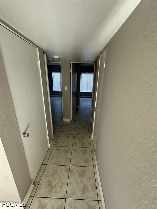 Building Photo - 1830 Maravilla Ave