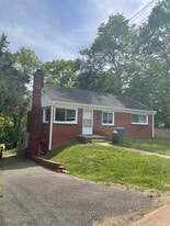 Building Photo - 1122 Forest Hills Ave