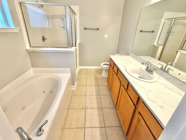 Building Photo - Now Leasing A 3 Bedroom 2.5 Bath In Cordova