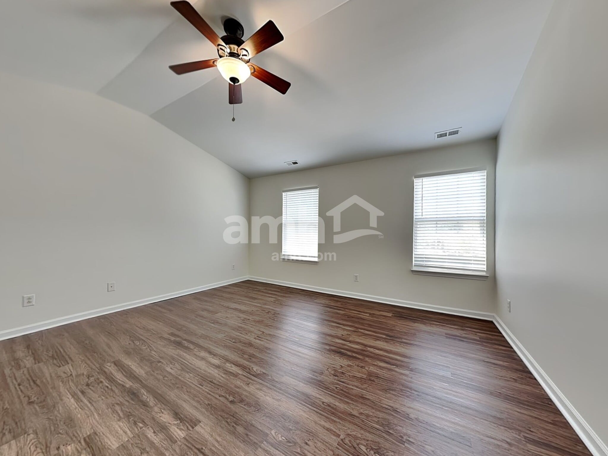 Building Photo - 5716 Running Fox Ln