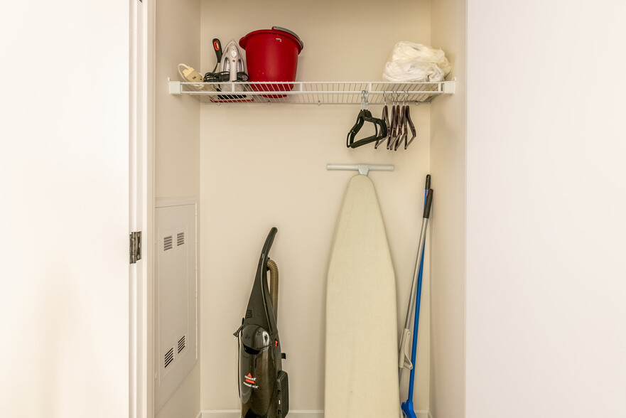 Building Photo - 131 Seaport Blvd