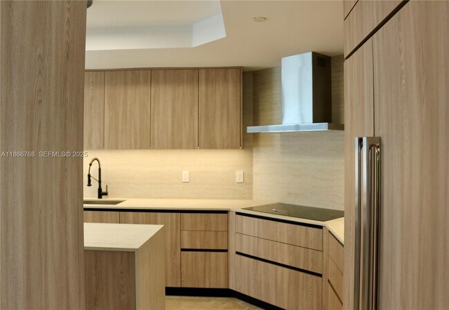 Building Photo - 430 Grand Bay Dr