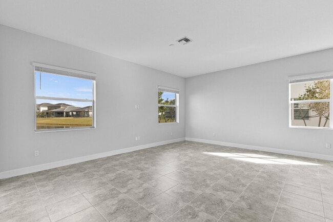 Building Photo - 5338 Liberty Ln
