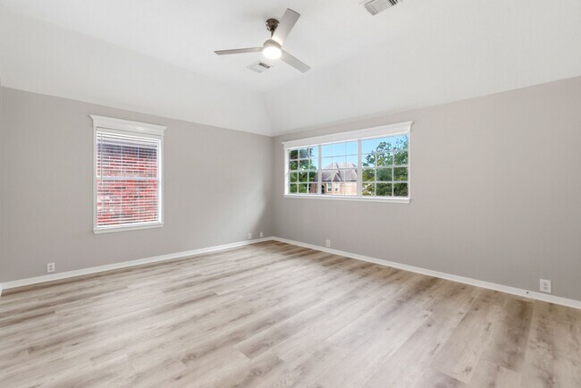 Building Photo - 6231 Presidio Canyon Dr