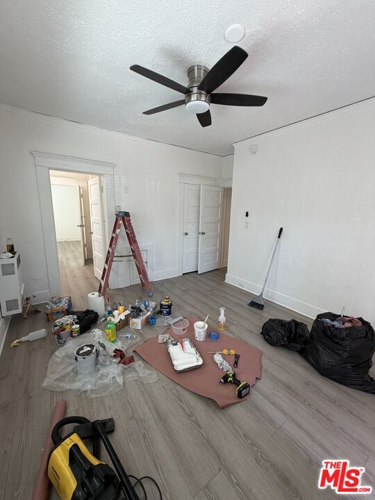 Building Photo - 1406 S St Andrews Pl