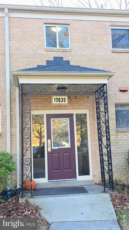 Building Photo - 10636 Montrose Ave