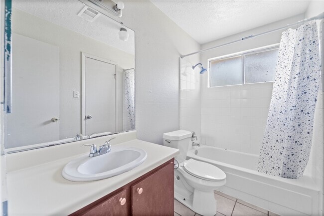 Building Photo - 9811 Mill Shadow Dr