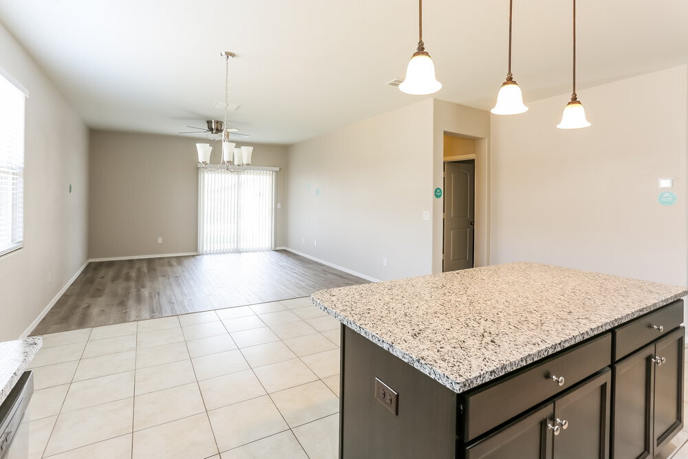 Building Photo - 6873 S Blue Hills Dr