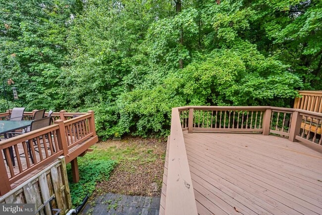 Building Photo - 8373 Millwood Dr