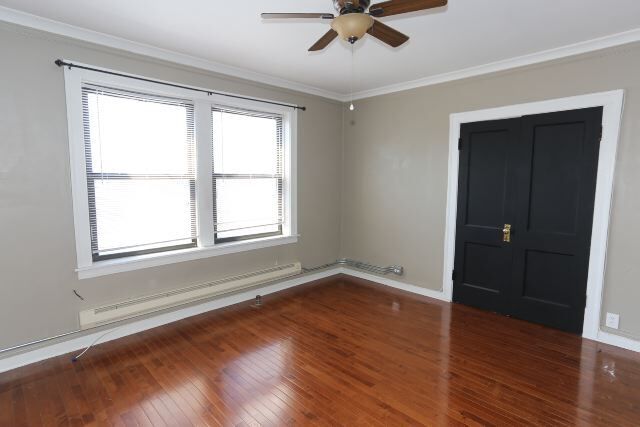 Building Photo - 4349 N Damen Ave