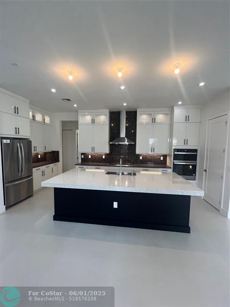 Building Photo - 12526 Solana Bay Cir