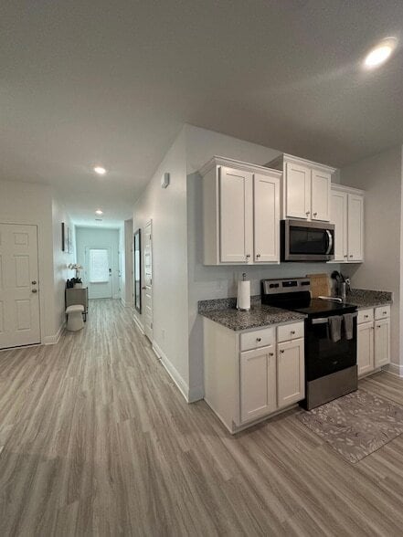 Building Photo - 7 Nest Ln