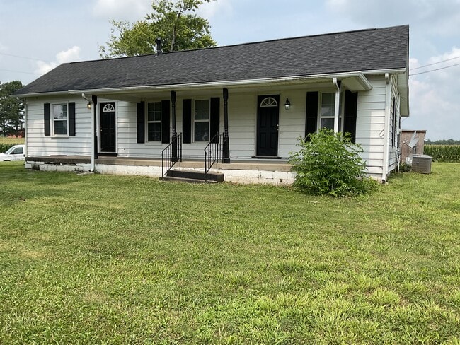 Building Photo - 832 Fogle Rd