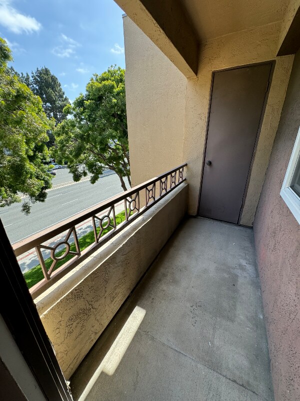 Building Photo - 3520 Lebon Dr