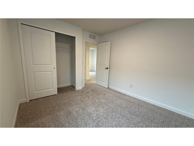 Building Photo - 22348 Isla Wy
