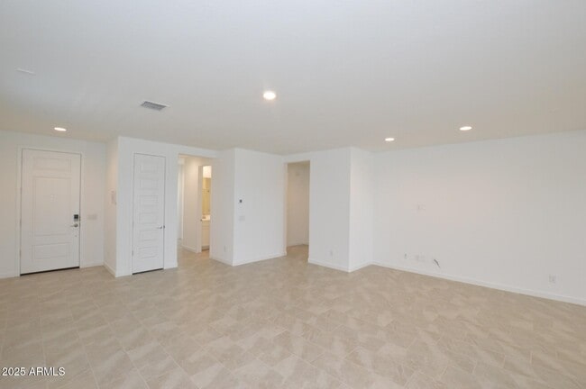 Building Photo - 12617 W Morten Ave