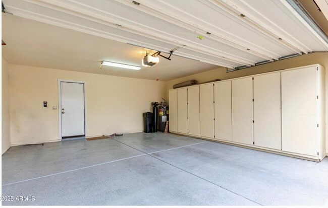 Building Photo - 10546 E Topaz Cir