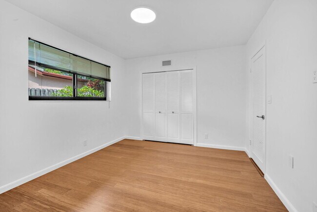 Building Photo - 3020 N 34th St