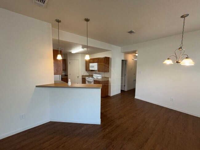Building Photo - 3801 John Chisholm Loop