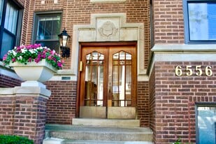 Building Photo - 6554 N Glenwood Ave