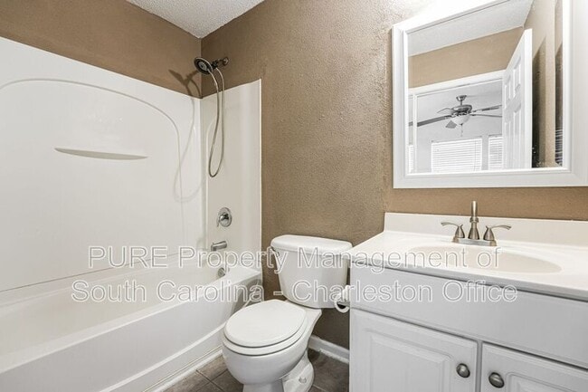 Building Photo - 3891 Four Poles Park Dr