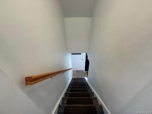 Building Photo - 52 Continental Rd